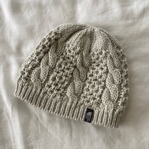 The North Face | Light Gray Cable Knit Winter Beanie